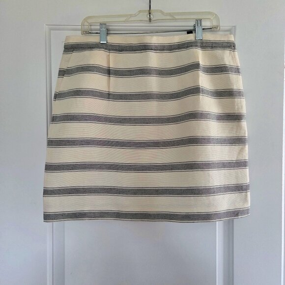 J CREW linen and silk striped short skirt. NWT. Cream with Blue stripes. - Picture 1 of 6